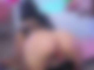 Chlooee's Live Sex Cam Show