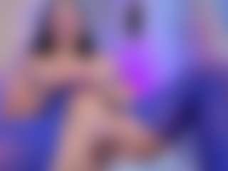 Chlooee's Live Sex Cam Show