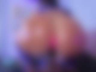 Chlooee's Live Sex Cam Show