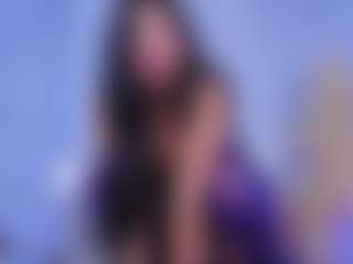 Live cam show with Chlooee - Latina on Camsoda Late Night | colombia