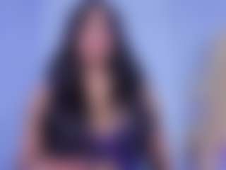 Chlooee's Live Sex Cam Show