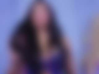 Chlooee's Live Sex Cam Show