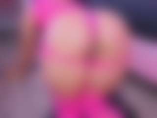 Chlooee's Live Sex Cam Show