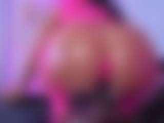 Chlooee's Live Sex Cam Show