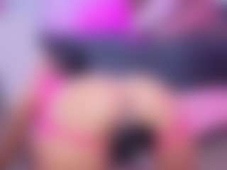 Chlooee's Live Sex Cam Show