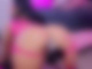 Chlooee's Live Sex Cam Show