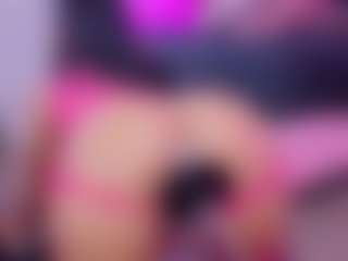 Chlooee's Live Sex Cam Show