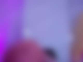 Chlooee's Live Sex Cam Show