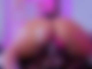 Chlooee's Live Sex Cam Show