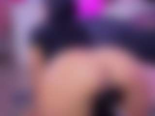 Chlooee's Live Sex Cam Show