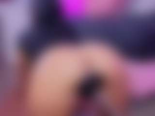 Chlooee's Live Sex Cam Show