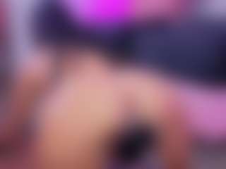 Chlooee's Live Sex Cam Show