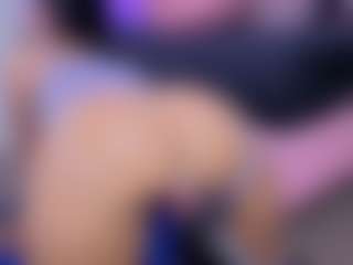 Chlooee's Live Sex Cam Show