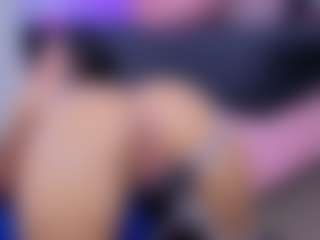 Chlooee's Live Sex Cam Show