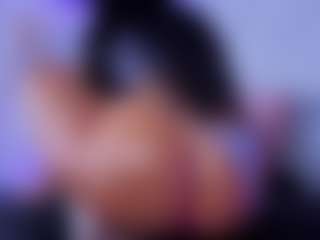 Chlooee's Live Sex Cam Show