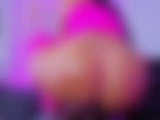 Chlooee's Live Sex Cam Show