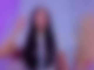 Chlooee's Live Sex Cam Show