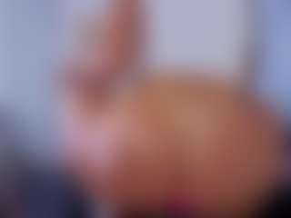 Chlooee's Live Sex Cam Show