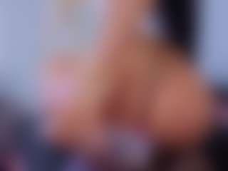 Chlooee's Live Sex Cam Show