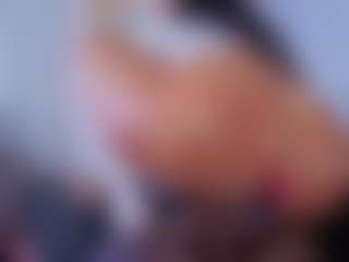 Chlooee's Live Sex Cam Show