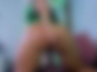 Chlooee's Live Sex Cam Show