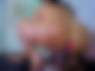Chlooee's Live Sex Cam Show