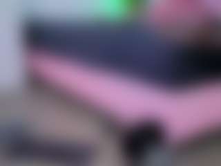 Chlooee's Live Sex Cam Show