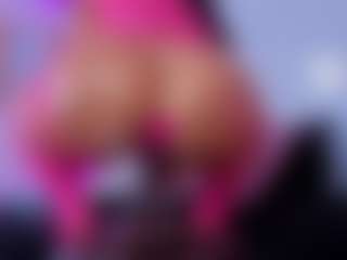 Chlooee's Live Sex Cam Show