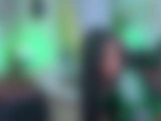Chlooee's Live Sex Cam Show