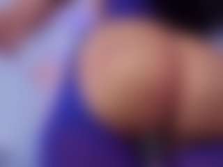 Chlooee's Live Sex Cam Show