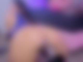 Chlooee's Live Sex Cam Show