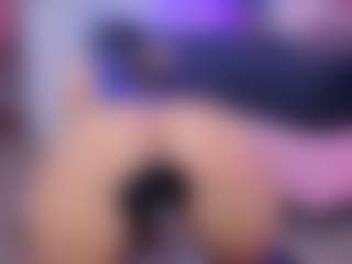 Chlooee's Live Sex Cam Show