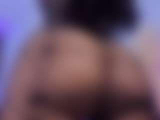 Chlooee's Live Sex Cam Show