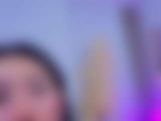 Chlooee's Live Sex Cam Show