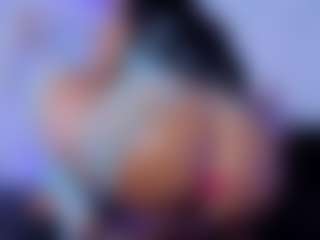 Chlooee's Live Sex Cam Show