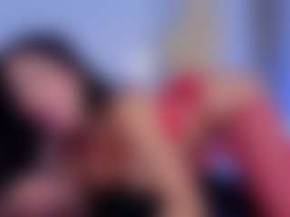 Chlooee's Live Sex Cam Show