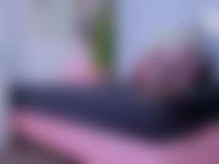 Chlooee's Live Sex Cam Show