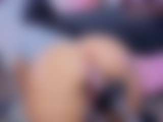 Chlooee's Live Sex Cam Show