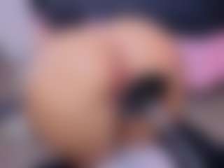 Chlooee's Live Sex Cam Show