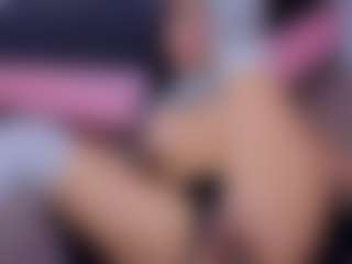 Chlooee's Live Sex Cam Show