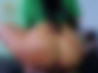 Chlooee's Live Sex Cam Show
