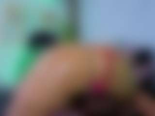 Chlooee's Live Sex Cam Show