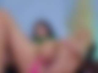 Chlooee's Live Sex Cam Show