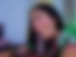 Chlooee's Live Sex Cam Show