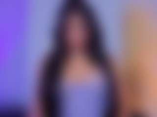 Chlooee's Live Sex Cam Show