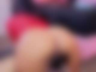Chlooee's Live Sex Cam Show