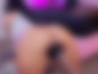Chlooee's Live Sex Cam Show