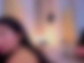 Chlooee's Live Sex Cam Show