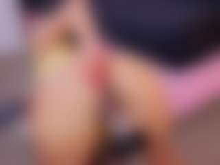 Chlooee's Live Sex Cam Show