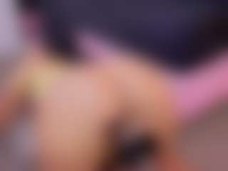 Chlooee's Live Sex Cam Show